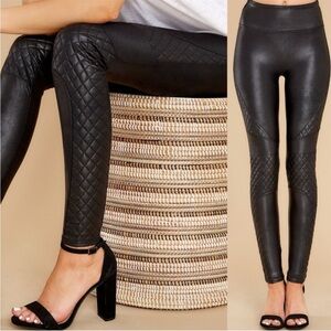 SPANX Quilted Faux Leather Leggings Very Black 20248R Size Large Revolve Concert